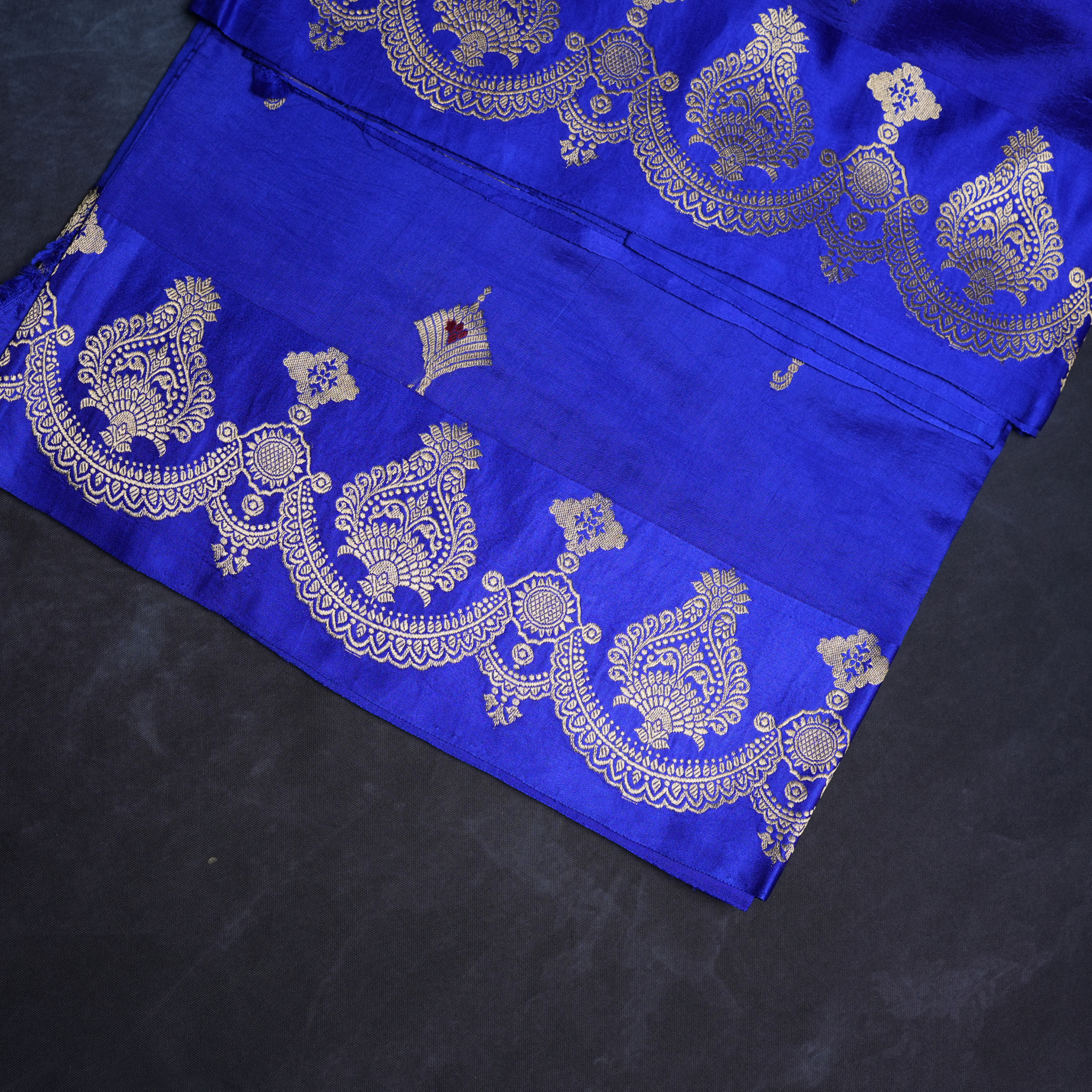 Raw Mango Pure Handloom Banarasi Saree Hand Weave Comes With Blouse 
