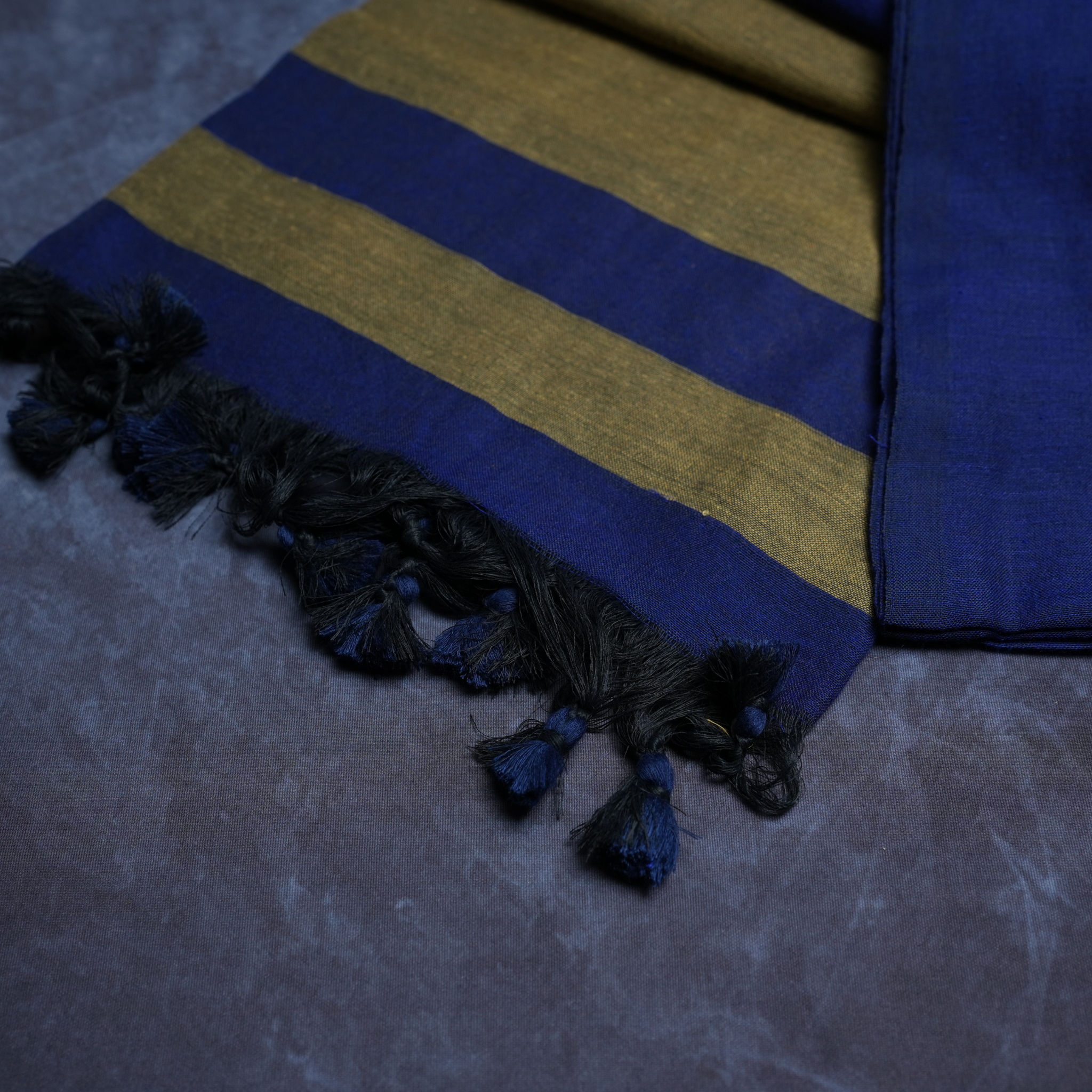 Best Quality New Khadi Cotton Color Bar Sarees  with Running Blouse Piece