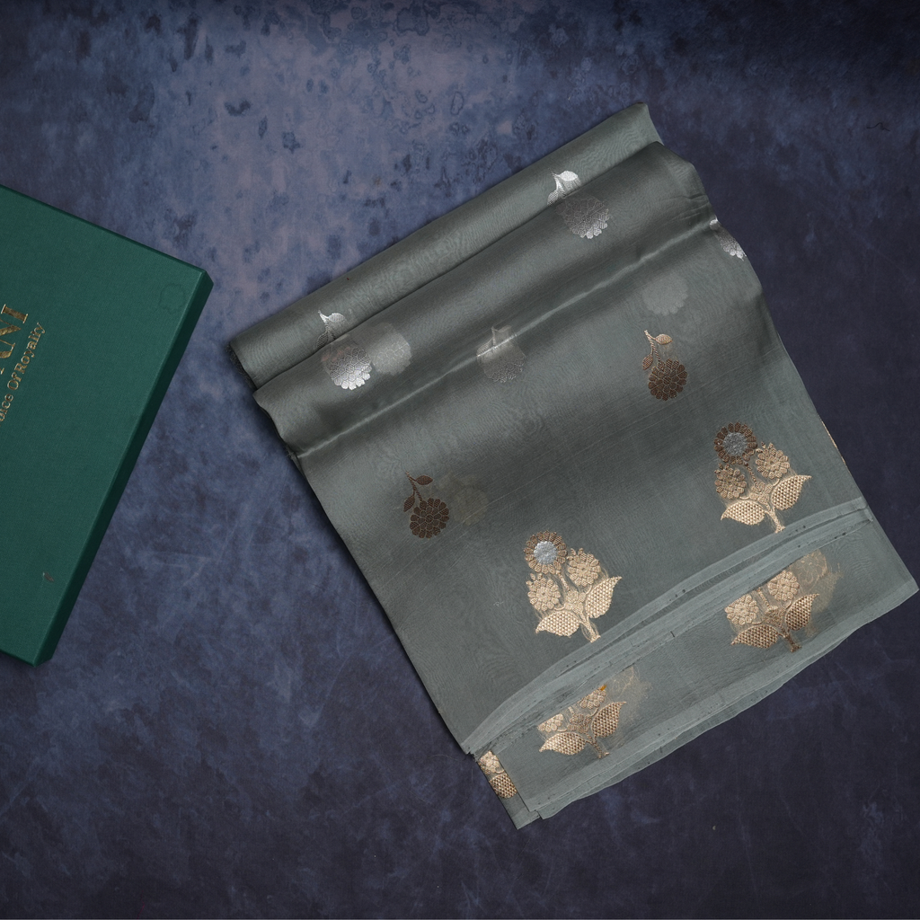 Kora Organza Pure Handloom Silver & Gold Zari Weave With Blouse