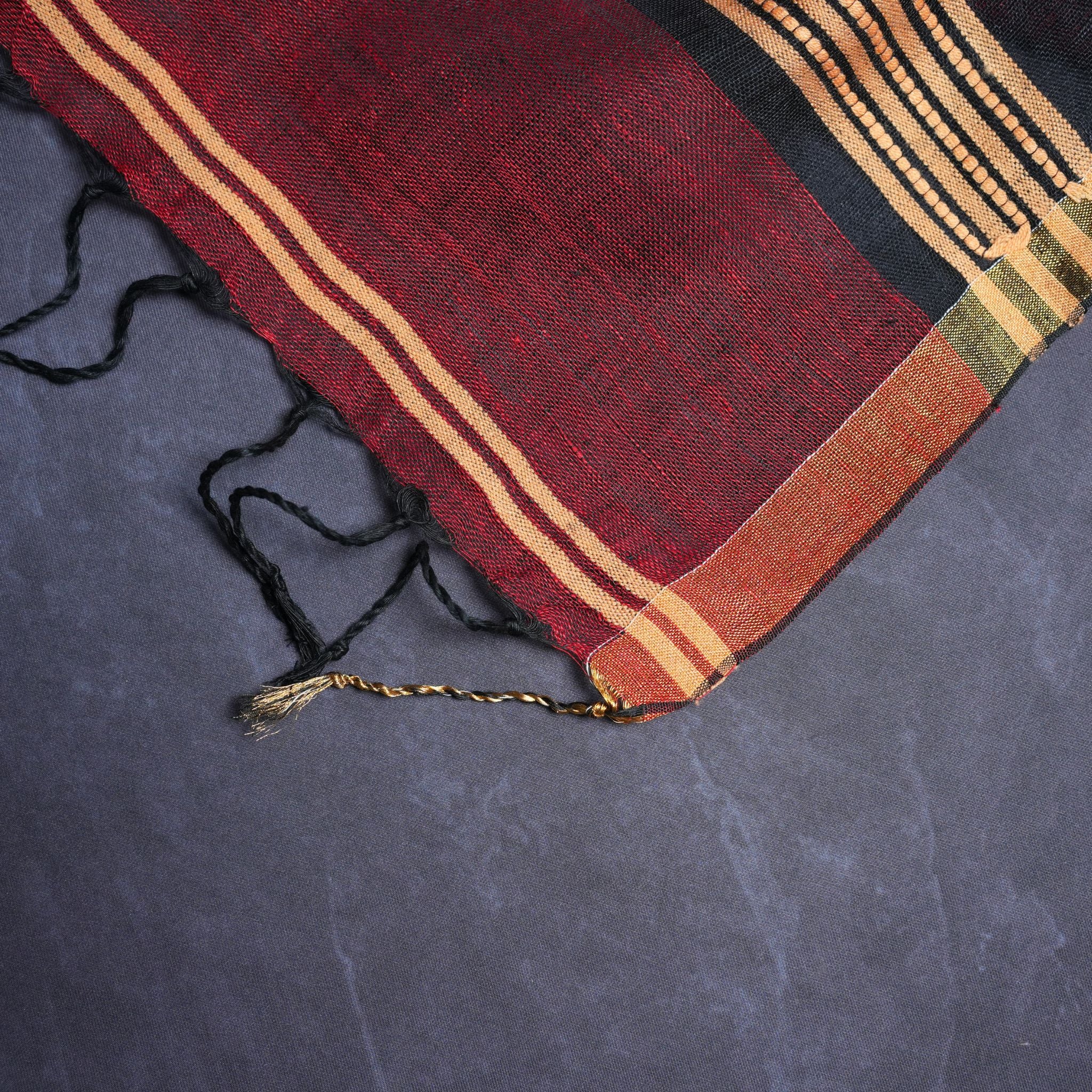 Linen Jamdani Handwoven Suit Set with Contrast Border & Traditional Motifs