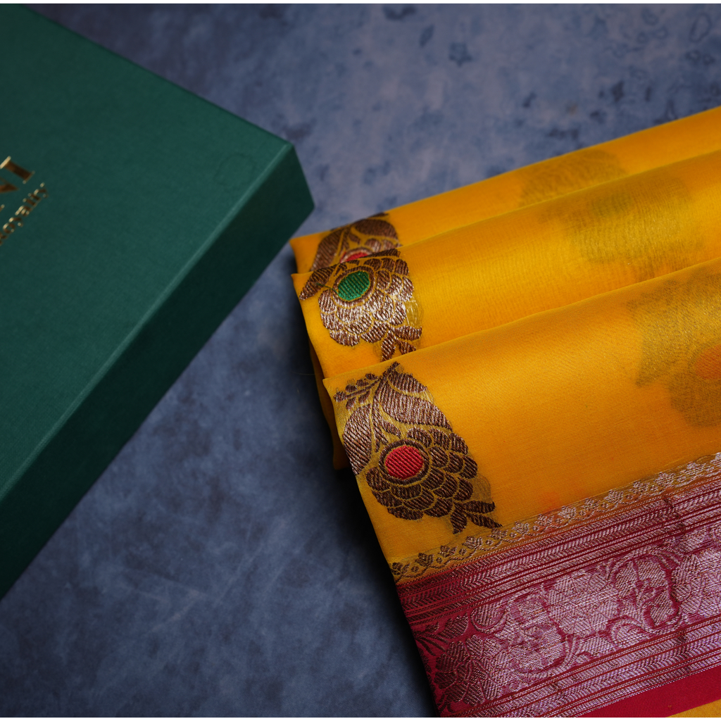 Kora Antique Banarasi Antique Meenakari Weaving With Blouse