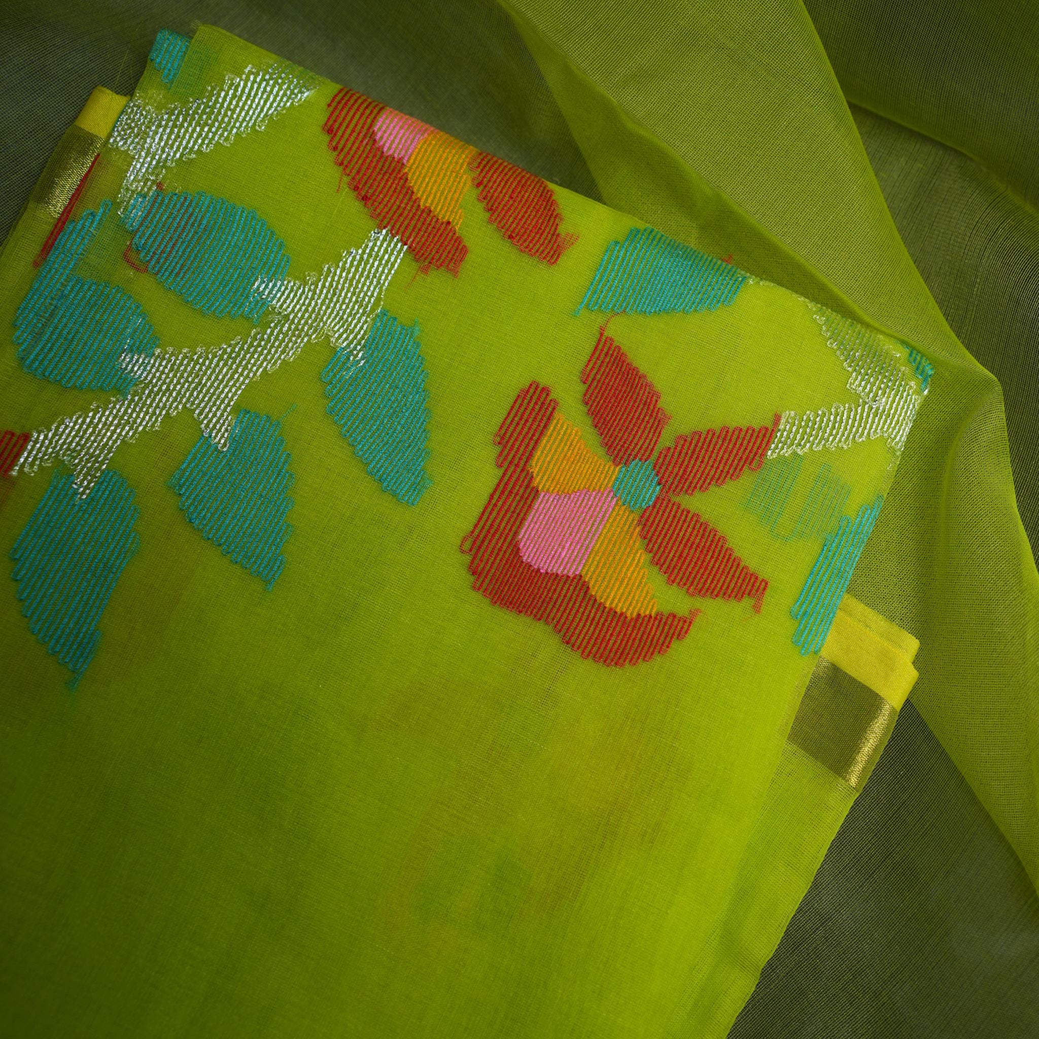 Muslin Jamdani Handwoven 2-Piece Suit Set – Lime Green with Contrast Floral Motifs