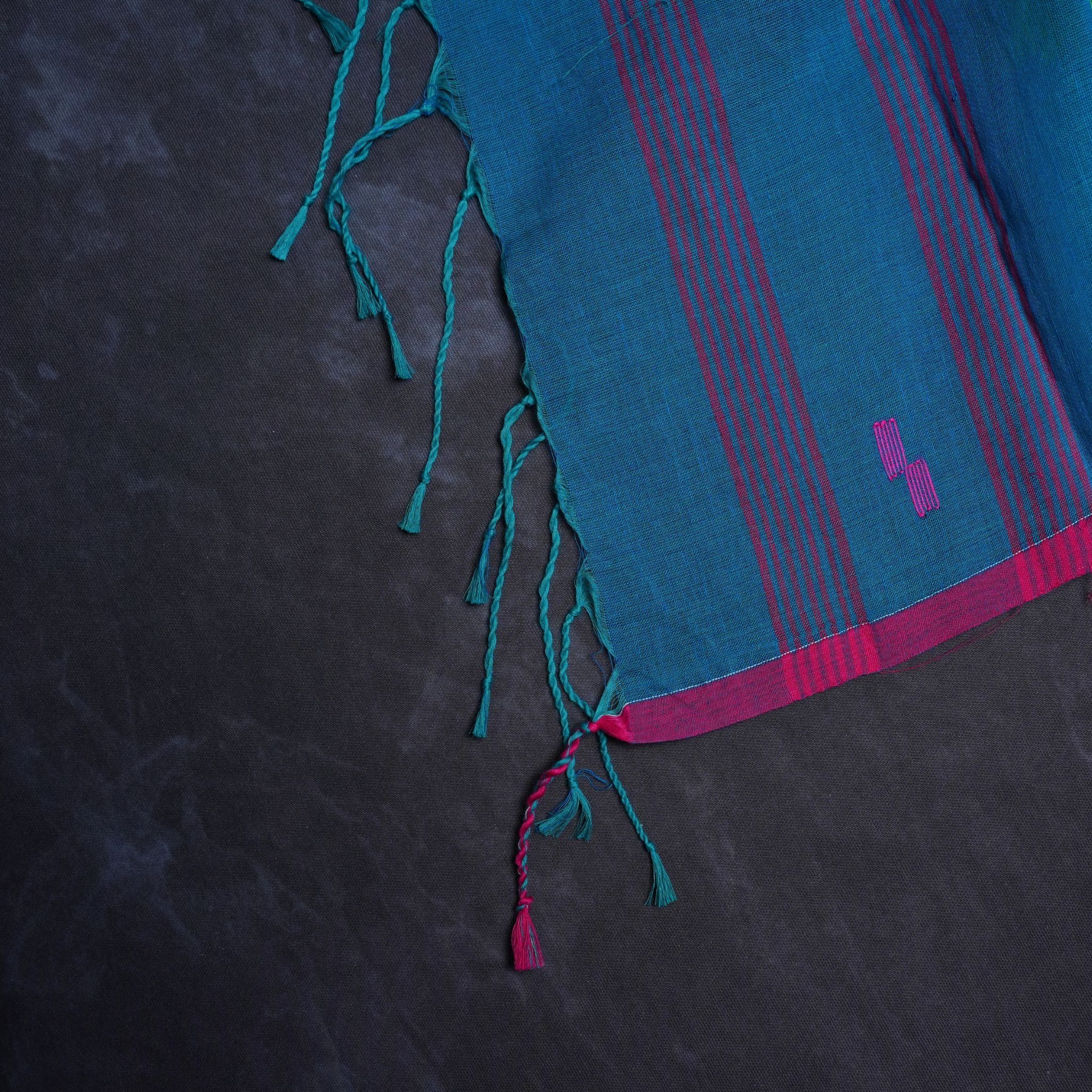 Cotton Handwoven Jamdani 2-Piece Suit Set with Multicolour Bird & Floral Motifs