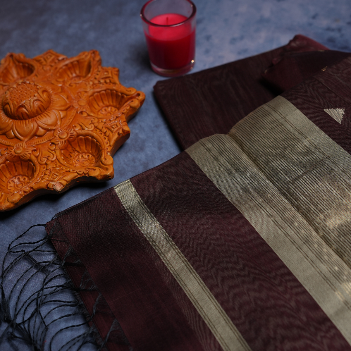 Rajvani Pure Maheshwari Handloom Saree with Running Blouse | Wine Maroon | Handwoven Zari Border